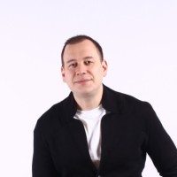 Антон Романов