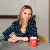 Oana Pop