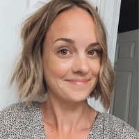 Laura Naven-Moore