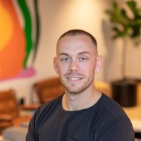 Dr. Erik Miller