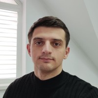 Yuriy Akopov