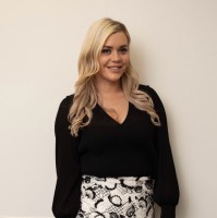 Laura Thompson