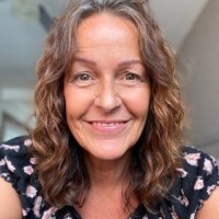 Lesley Rollason