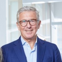 Dr. Ingo Schoenheit