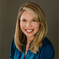 Shauna Contois