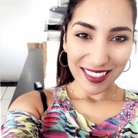 Aline Carolina Santana