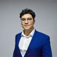 Nicolás López