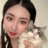 Luo L.