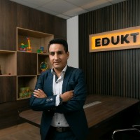 Orlando Camacho livia