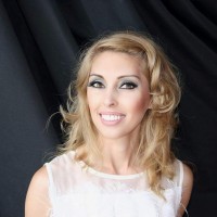 Dora Manolova
