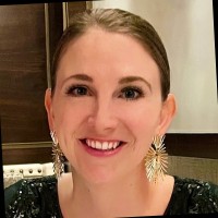 Laura Deaton