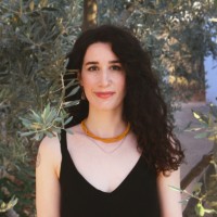 ŞULE BAYRAK