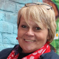 DR Linda Boone