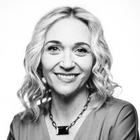 Suzanna Van Skyhawk