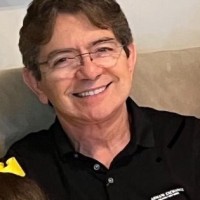 Lenardo Castro .