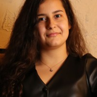 Azra Çınar