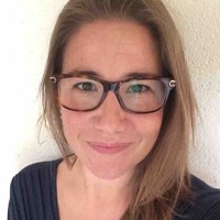 Jennifer Voesenek