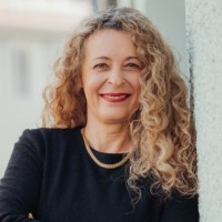 Yvonne Keller