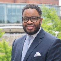 Clary Kinloch, Mba