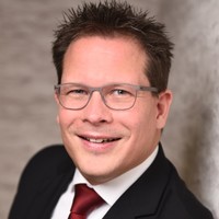 Lars Tiemann
