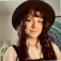 Elizabeth Vasquez Walker