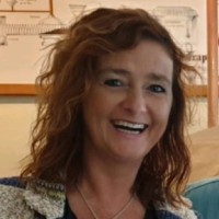Dini Van Den Bungelaar