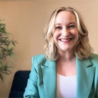 Carrie Herrera Niesen