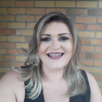 Cristiane Angela Moreira Lemos