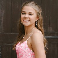 Emma Zuege