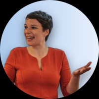 Carolin Debray
