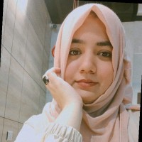 Zummar Bint E Saleem