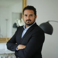 Avner DOUKHAN