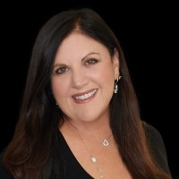 Lisa Clough