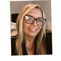 Joanne Bruno, Clo