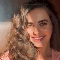 Suzanne Khamis