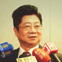 Howard Wang