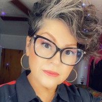 Dee Dee Luna
