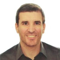 Roberto González