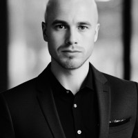 Adrian Mcgill