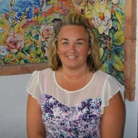 Lezlie Dickson