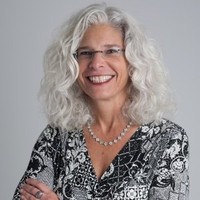 Julie Pfefer