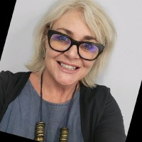 Melanie Kelly