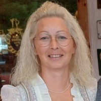 Sandra Aigner