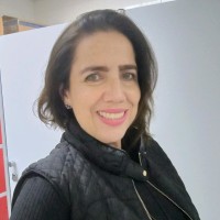 Andréia Cristina Serain