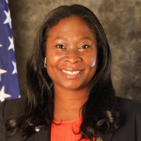 Crystal Mills, Mba