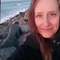 Lori Danette