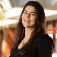 Lívia Caluzni Anfra