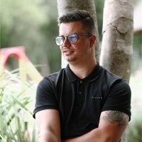 Michael Van Straaten