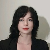 Laura Manrho