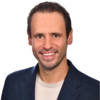 Dr. Niki Hölzel